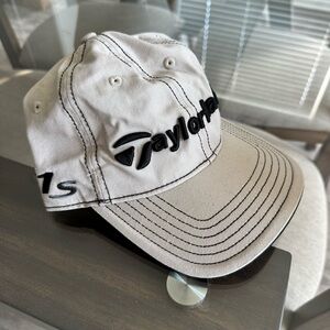 Like new! TaylorMade Golf Cream and Black Baseball Hat